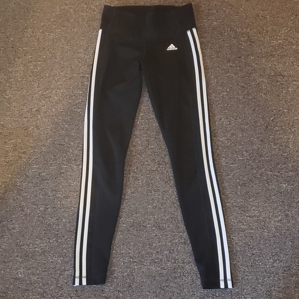 Adidas's leggings
